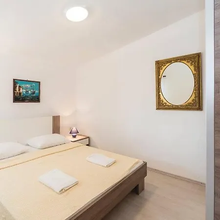 Apartmani Prpic Vir Exterior photo