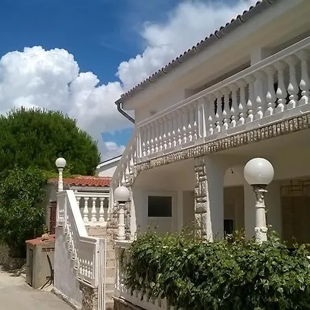 Apartmani Prpic Vir Exterior photo